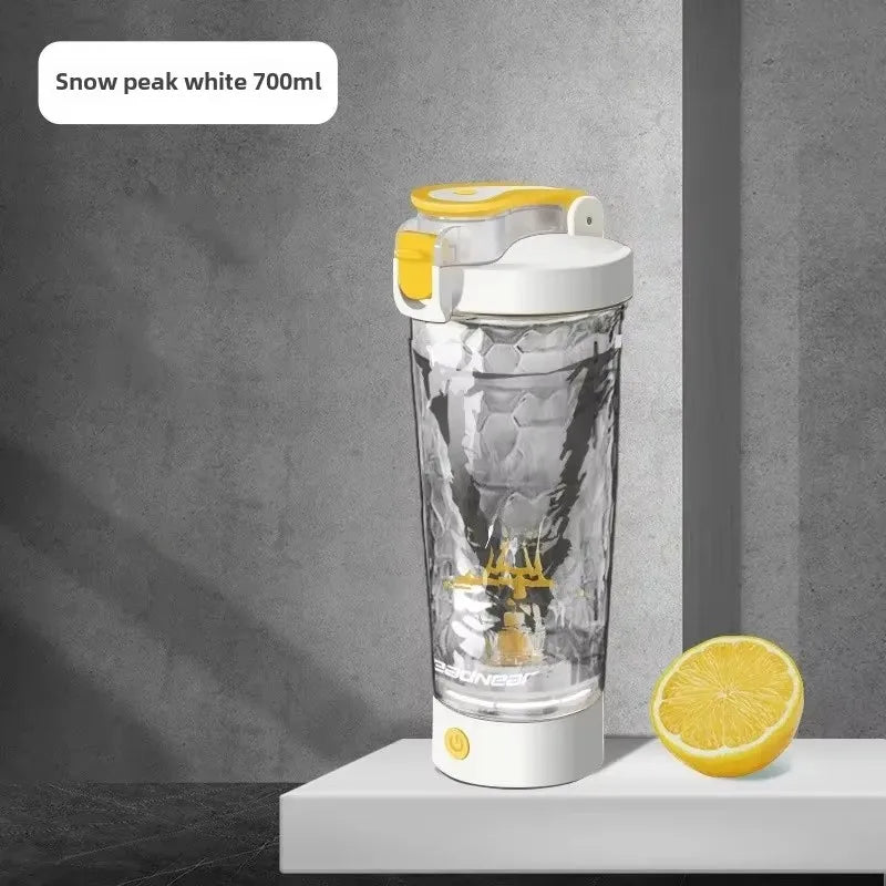 Gym shaker that blends protein in 10 seconds anywhere