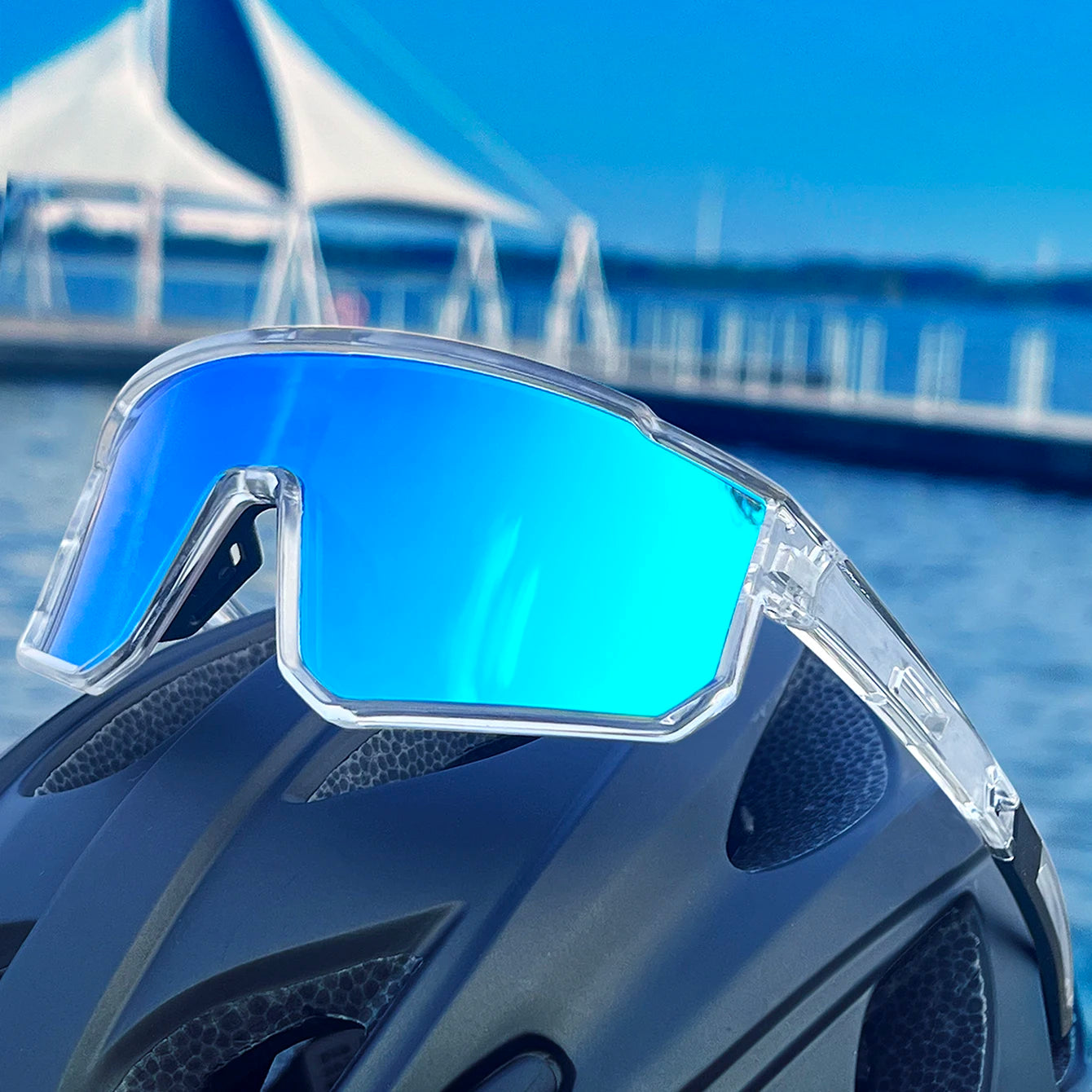 Trendy sunglasses with blue mirrored lenses 
